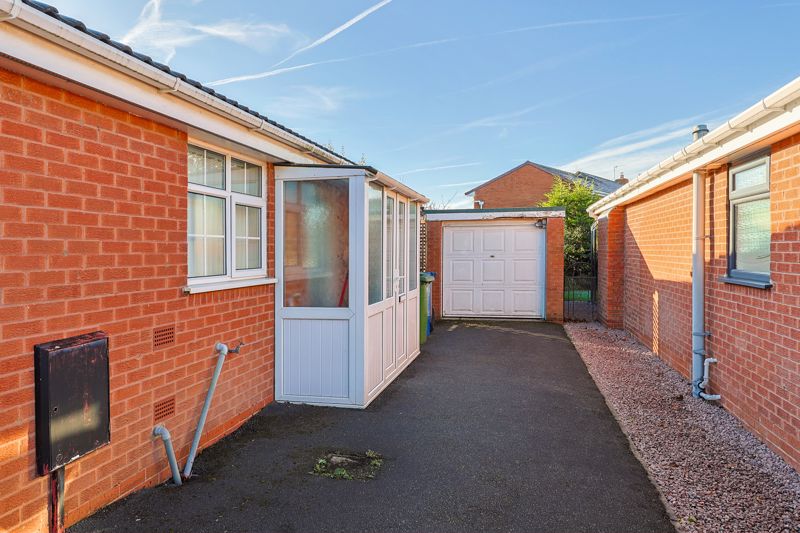 Hoylake Avenue